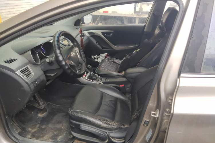 Used Hyundai Elantra (5th Generation / Langdong) 2012 1.6L Manual Leading Model Left Front Seat
