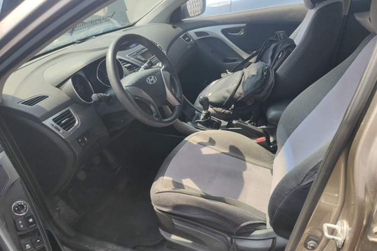 Used Hyundai Elantra (5th Generation / Langdong) 2012 1.6L Manual Leading Model Left Front Seat