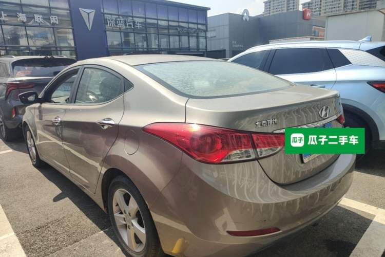 Used Hyundai Elantra (5th Generation / Langdong) 2012 1.6L Manual Leading Model Rear Left 45 Deg