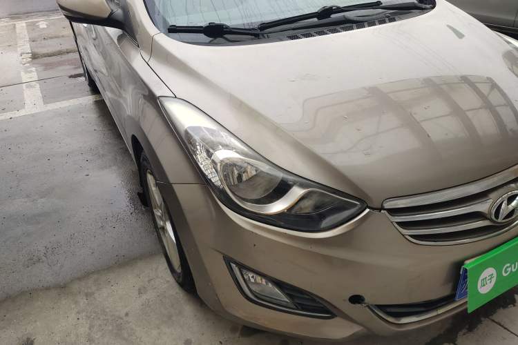 Used Hyundai Elantra (5th Generation / Langdong) 2012 1.6L Manual Leading Model Right Front Headlight
