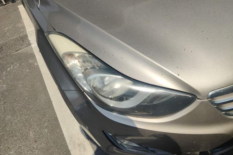 Used Hyundai Elantra (5th Generation / Langdong) 2012 1.6L Manual Leading Model Right Front Headlight