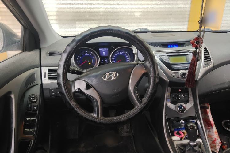 Used Hyundai Elantra (5th Generation / Langdong) 2012 1.6L Manual Leading Model Steering Wheel