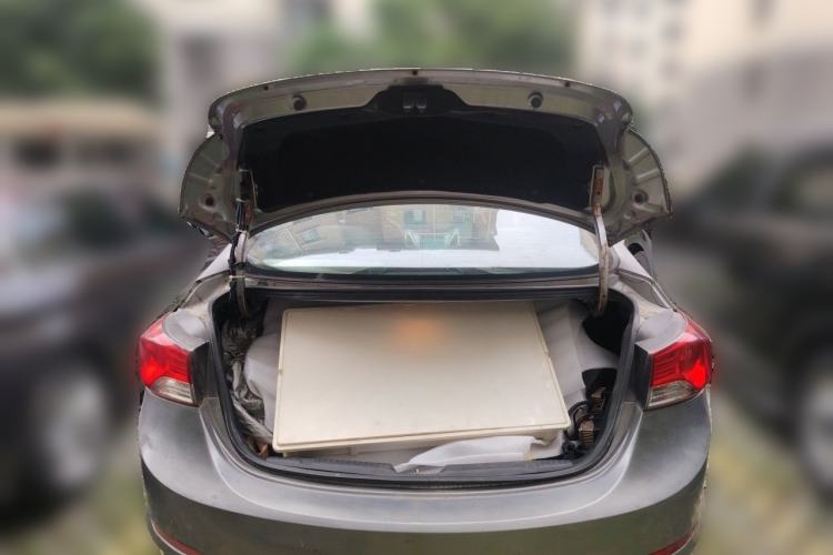 Used Hyundai Elantra (5th Generation / Langdong) 2012 1.6L Manual Leading Model Trunk