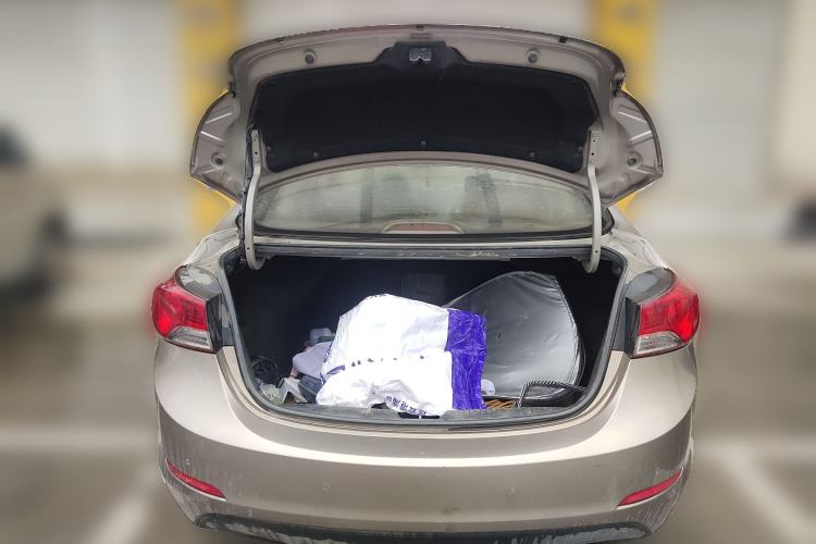 Used Hyundai Elantra (5th Generation / Langdong) 2012 1.6L Manual Leading Model Trunk
