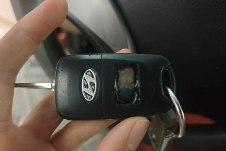 Used Hyundai Elantra (5th Generation / Langdong) 2012 1.6L Automatic Fashion Edition Vehicle Key