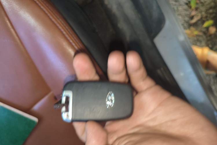 Used Hyundai Elantra (5th Generation / Langdong) 2012 1.6L Manual Leading Model Vehicle Key