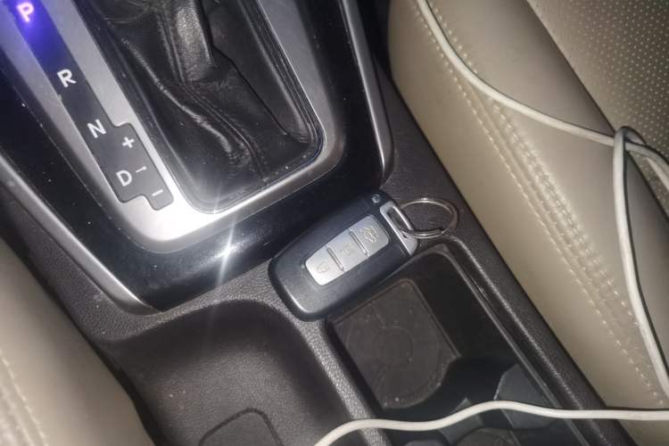Used Hyundai Elantra (5th Generation / Langdong) 2012 1.6L Automatic Leading Model Vehicle Key
