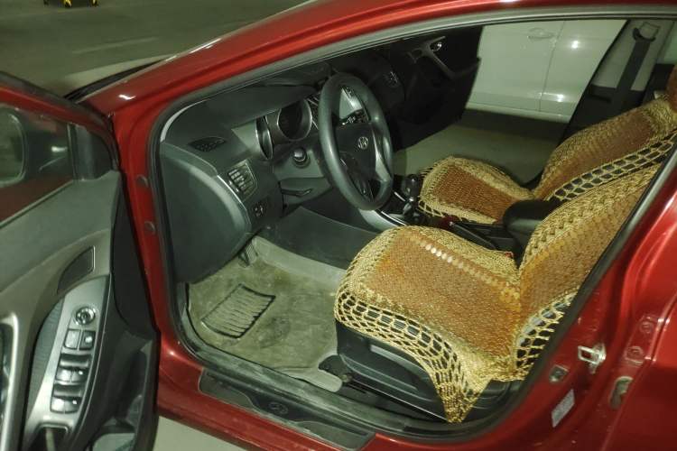 Used Hyundai Elantra (5th Generation / Langdong) 2012 1.6L Manual Leading Model Driver Seat