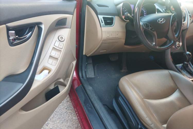 Used Hyundai Elantra (5th Generation / Langdong) 2012 1.6L Automatic Prestige Model Driver Seat