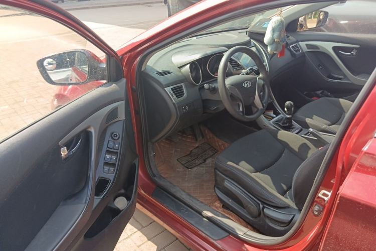 Used Hyundai Elantra (5th Generation / Langdong) 2012 1.6L Manual Leading Model Driver Seat