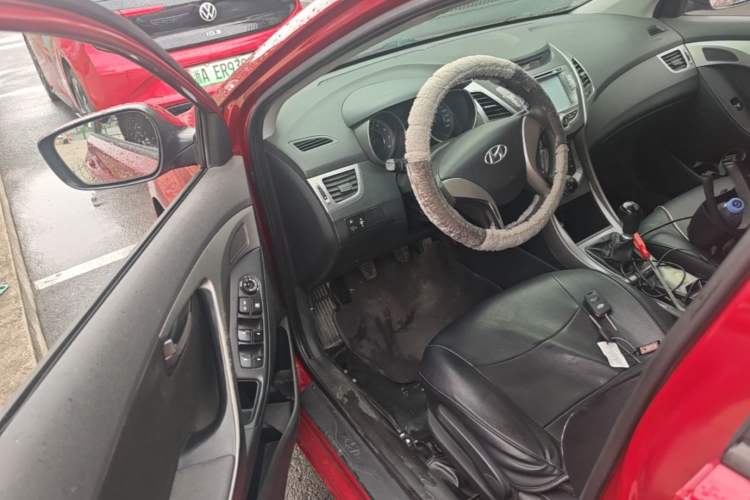 Used Hyundai Elantra (5th Generation / Langdong) 2012 1.6L Manual Fashion Edition Driver Seat