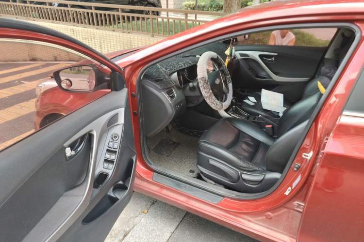 Used Hyundai Elantra (5th Generation / Langdong) 2012 1.6L Automatic Prestige Model Driver Seat