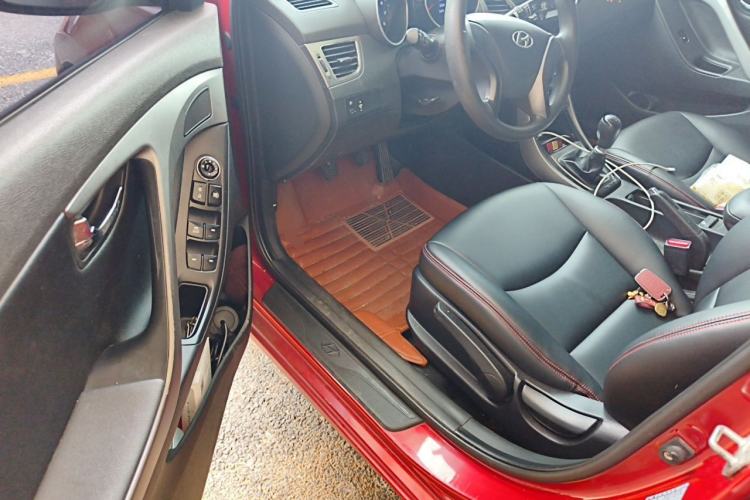 Used Hyundai Elantra (5th Generation / Langdong) 2012 1.6L Manual Leading Model Driver Seat