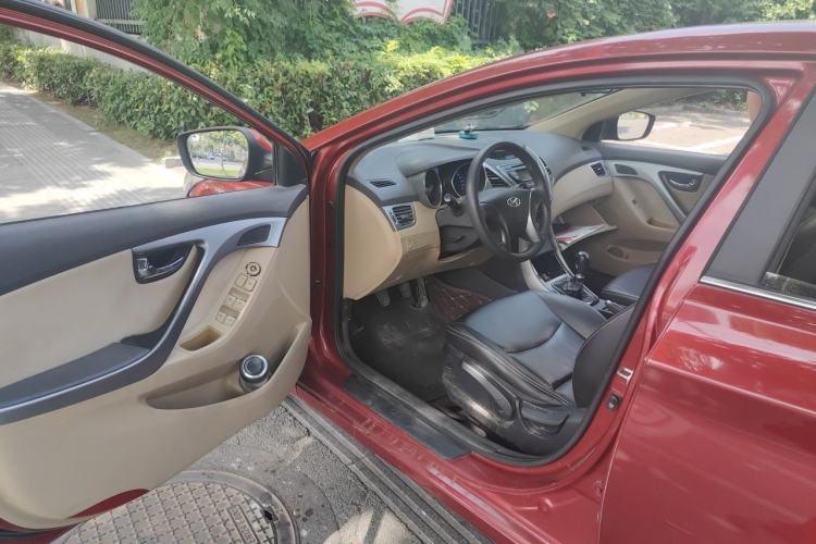 Used Hyundai Elantra (5th Generation / Langdong) 2012 1.6L Manual Leading Model Driver Seat