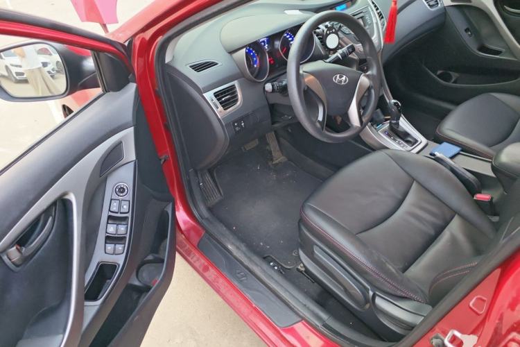 Used Hyundai Elantra (5th Generation / Langdong) 2012 1.6L Automatic Fashion Edition Driver Seat