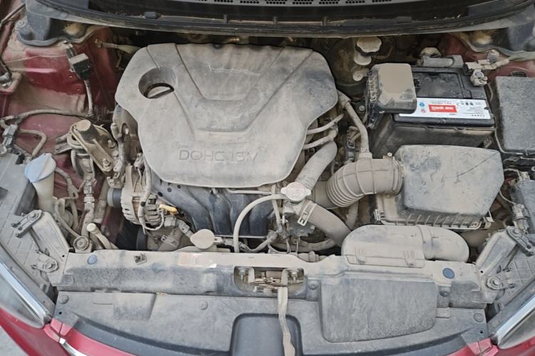 Used Hyundai Elantra (5th Generation / Langdong) 2012 1.6L Automatic Prestige Model Engine Bay