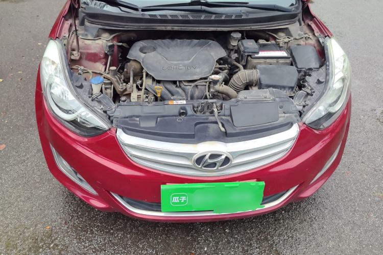 Used Hyundai Elantra (5th Generation / Langdong) 2012 1.6L Automatic Fashion Edition Engine Bay