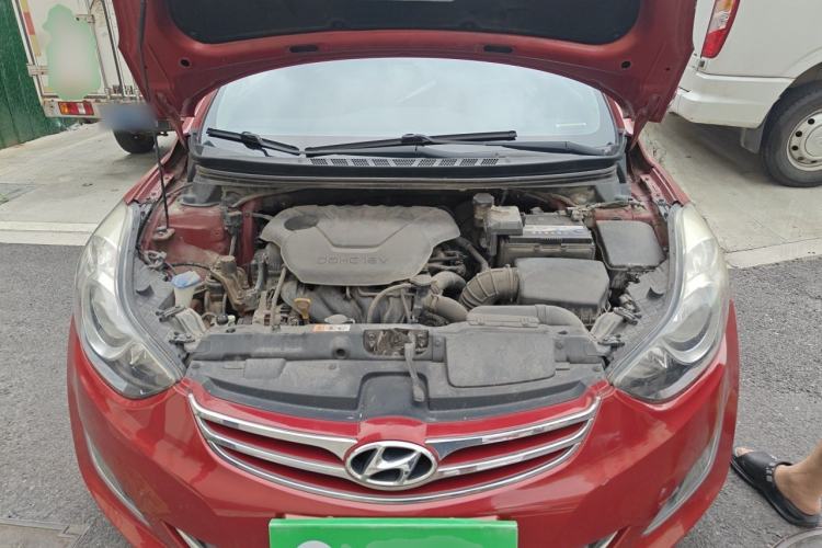 Used Hyundai Elantra (5th Generation / Langdong) 2012 1.6L Automatic Prestige Model Engine Bay