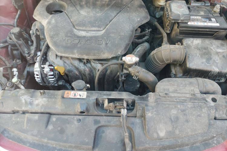 Used Hyundai Elantra (5th Generation / Langdong) 2012 1.6L Automatic Prestige Model Engine Bay