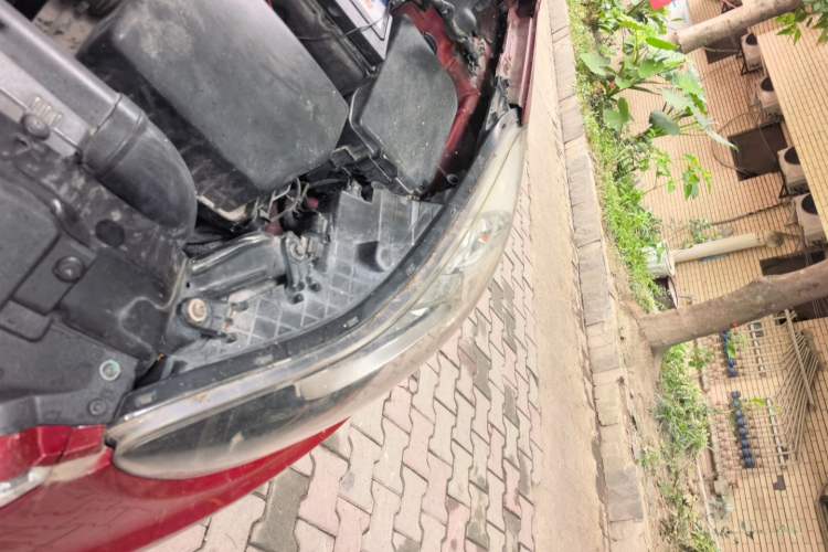 Used Hyundai Elantra (5th Generation / Langdong) 2012 1.6L Manual Leading Model Engine Bay Left