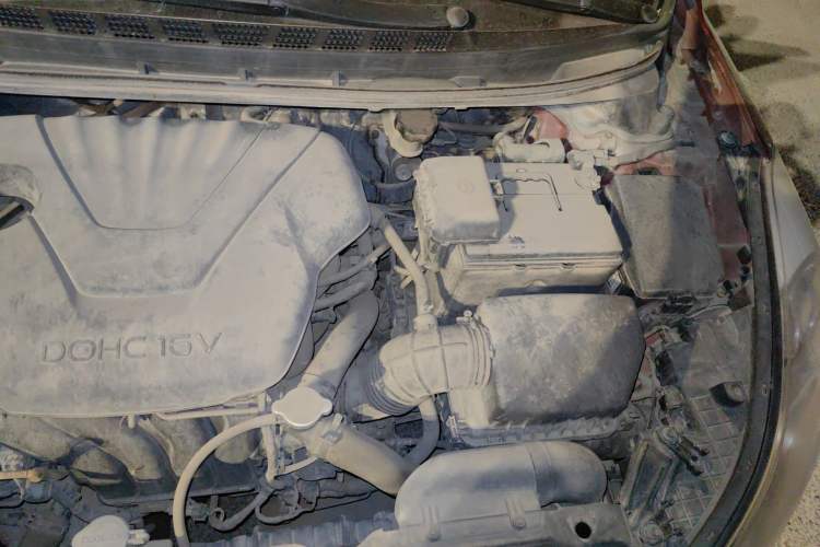Used Hyundai Elantra (5th Generation / Langdong) 2012 1.6L Manual Leading Model Engine Bay Left