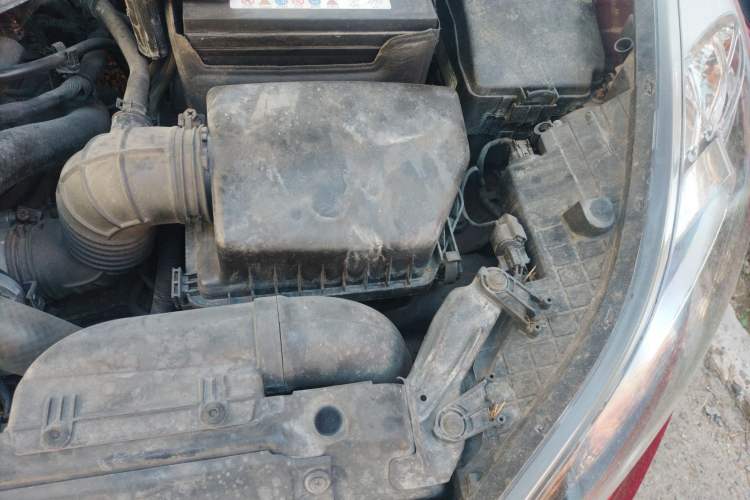 Used Hyundai Elantra (5th Generation / Langdong) 2012 1.6L Automatic Prestige Model Engine Bay Left