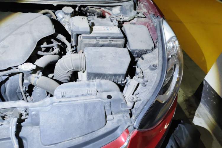 Used Hyundai Elantra (5th Generation / Langdong) 2012 1.6L Automatic Prestige Model Engine Bay Left