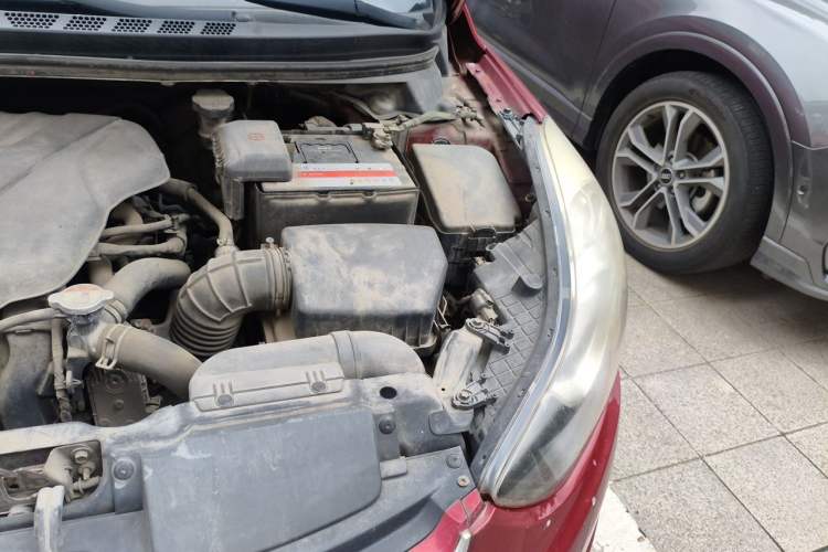 Used Hyundai Elantra (5th Generation / Langdong) 2012 1.6L Automatic Fashion Edition Engine Bay Left