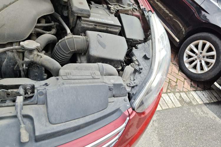 Used Hyundai Elantra (5th Generation / Langdong) 2012 1.6L Automatic Leading Model Engine Bay Left