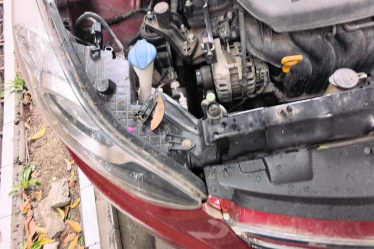Used Hyundai Elantra (5th Generation / Langdong) 2012 1.6L Manual Leading Model Engine Bay Right