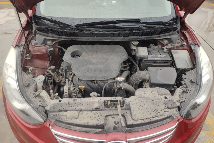 Used Hyundai Elantra (5th Generation / Langdong) 2012 1.6L Automatic Fashion Edition Engine Bay