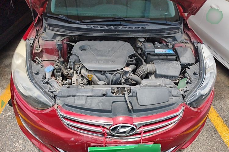Used Hyundai Elantra (5th Generation / Langdong) 2012 1.6L Manual Leading Model Engine Bay