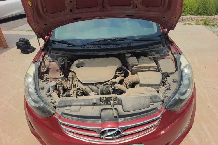 Used Hyundai Elantra (5th Generation / Langdong) 2012 1.6L Manual Leading Model Engine Bay