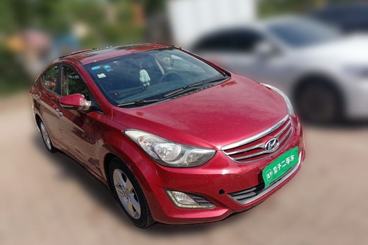 Used Hyundai Elantra (5th Generation / Langdong) 2012 1.6L Manual Leading Model Front Right 45 Deg