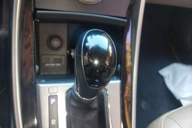 Used Hyundai Elantra (5th Generation / Langdong) 2012 1.6L Automatic Prestige Model Gear Lever