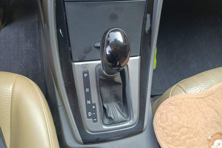 Used Hyundai Elantra (5th Generation / Langdong) 2012 1.6L Automatic Leading Model Gear Lever