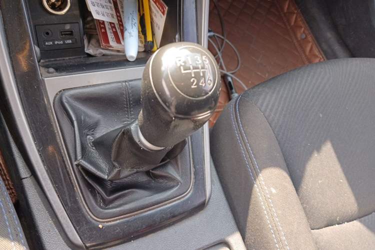 Used Hyundai Elantra (5th Generation / Langdong) 2012 1.6L Manual Leading Model Gear Lever