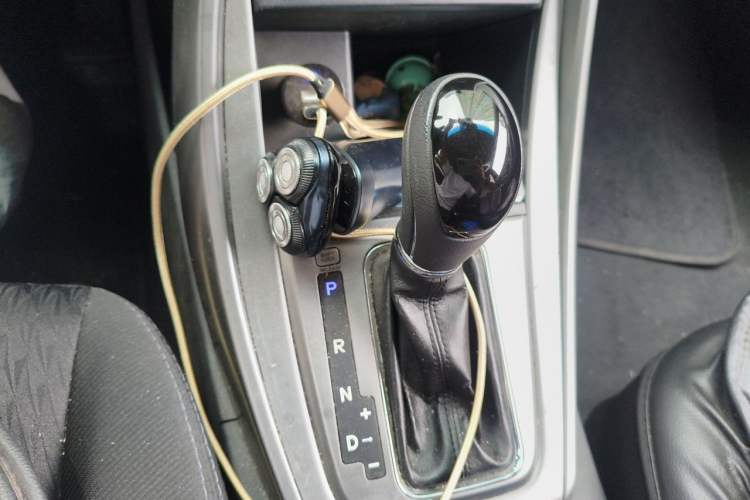 Used Hyundai Elantra (5th Generation / Langdong) 2012 1.6L Automatic Fashion Edition Gear Lever