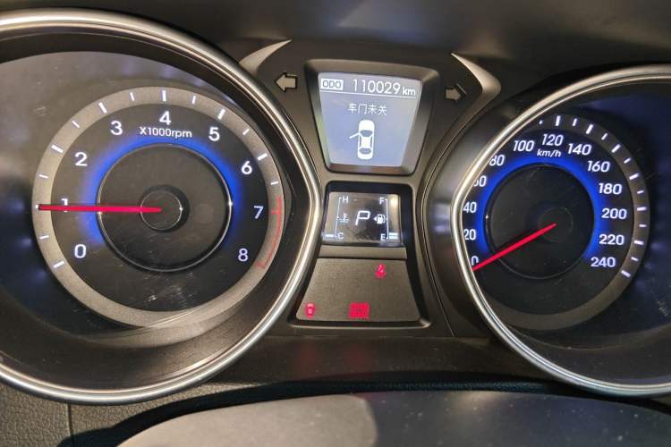 Used Hyundai Elantra (5th Generation / Langdong) 2012 1.6L Automatic Prestige Model Instrument Cluster