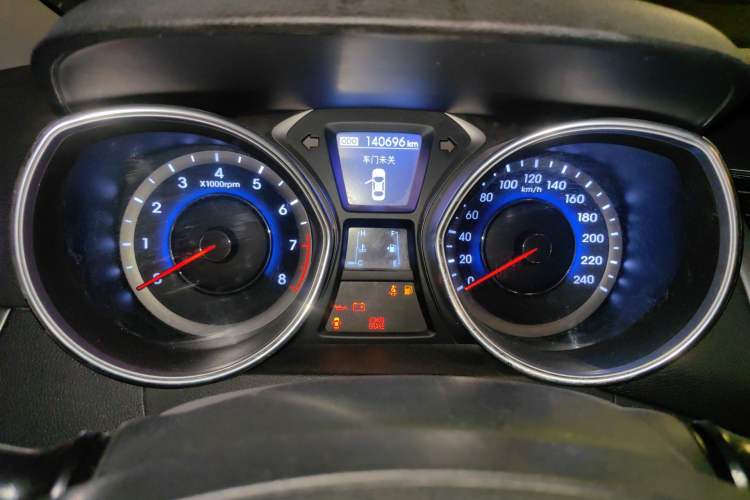Used Hyundai Elantra (5th Generation / Langdong) 2012 1.6L Manual Leading Model Instrument Cluster