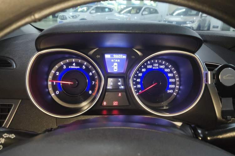 Used Hyundai Elantra (5th Generation / Langdong) 2012 1.6L Manual Leading Model Instrument Cluster