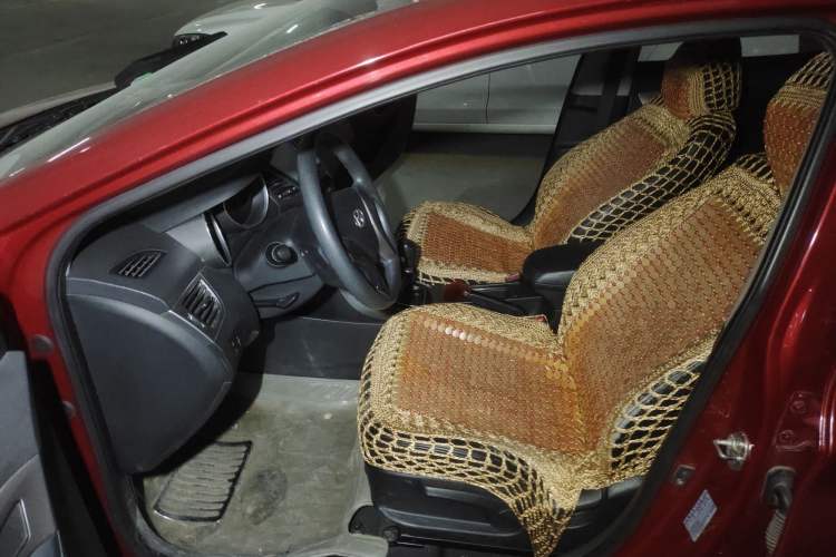 Used Hyundai Elantra (5th Generation / Langdong) 2012 1.6L Manual Leading Model Left Front Seat