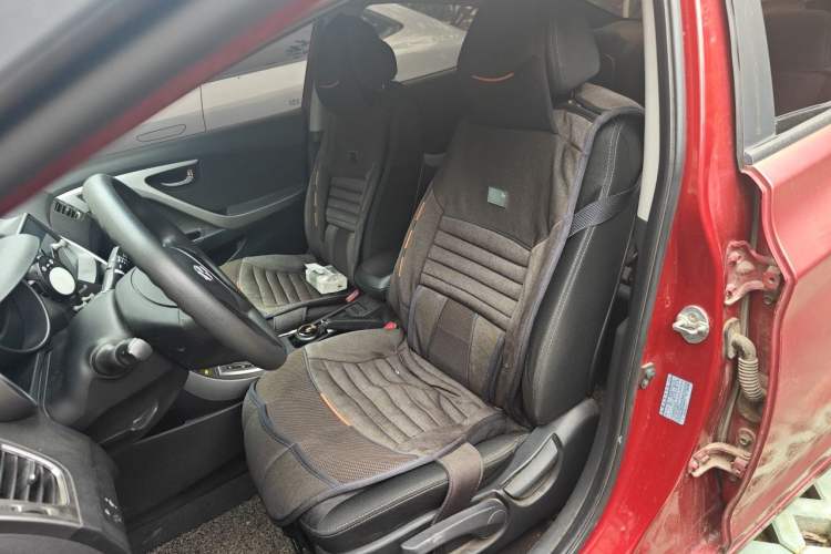Used Hyundai Elantra (5th Generation / Langdong) 2012 1.6L Automatic Fashion Edition Left Front Seat
