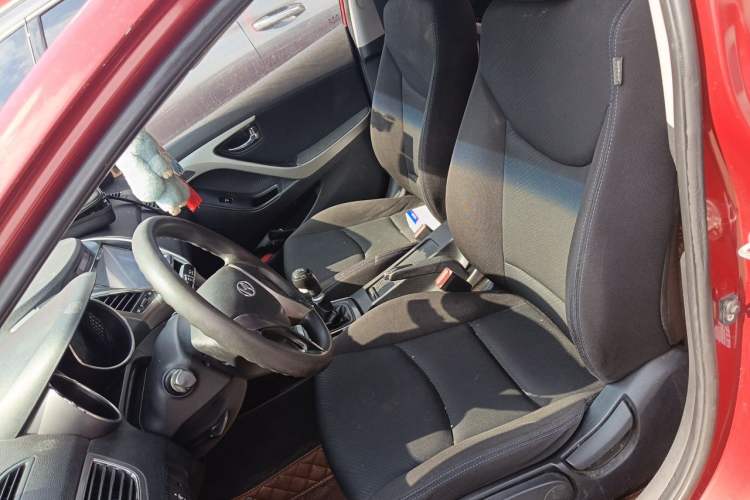 Used Hyundai Elantra (5th Generation / Langdong) 2012 1.6L Manual Leading Model Left Front Seat