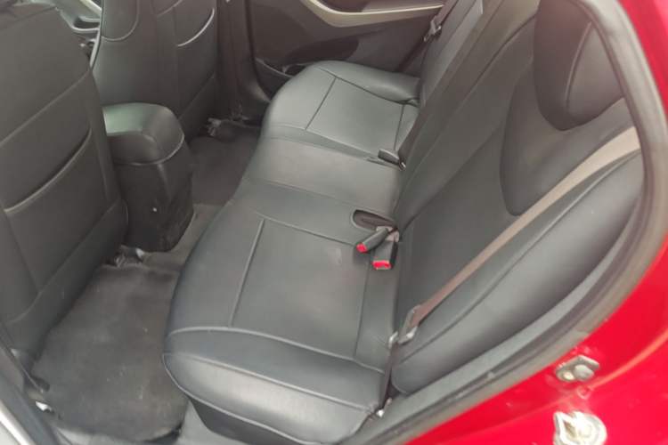 Used Hyundai Elantra (5th Generation / Langdong) 2012 1.6L Manual Fashion Edition Left Rear Seat