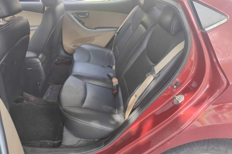 Used Hyundai Elantra (5th Generation / Langdong) 2012 1.6L Manual Leading Model Left Rear Seat