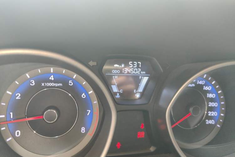 Used Hyundai Elantra (5th Generation / Langdong) 2012 1.6L Manual Fashion Edition Odometer Close Up