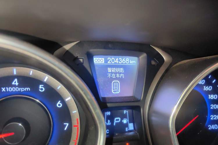Used Hyundai Elantra (5th Generation / Langdong) 2012 1.6L Automatic Prestige Model Odometer Close Up