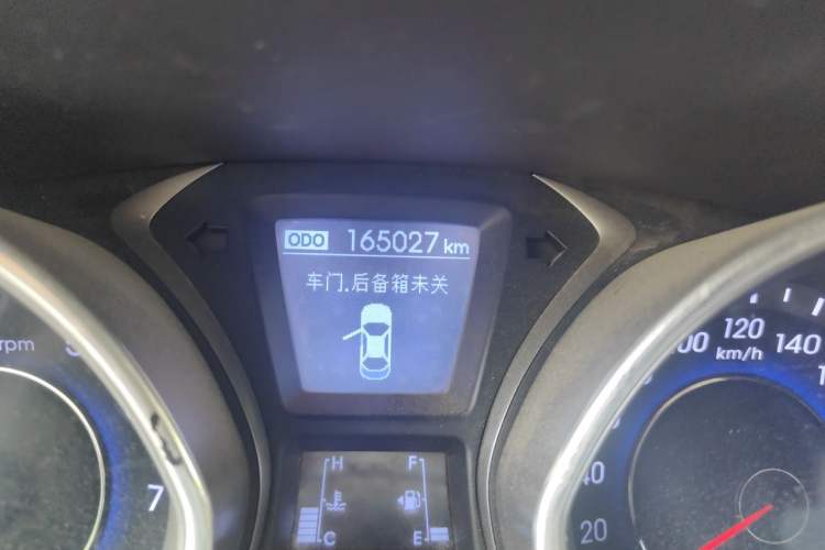 Used Hyundai Elantra (5th Generation / Langdong) 2012 1.6L Manual Leading Model Odometer Close Up