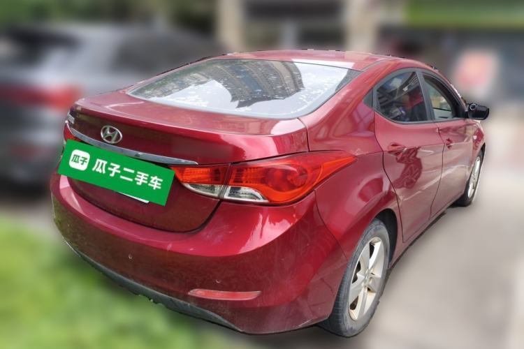 Used Hyundai Elantra (5th Generation / Langdong) 2012 1.6L Automatic Fashion Edition Rear Right 45 Deg